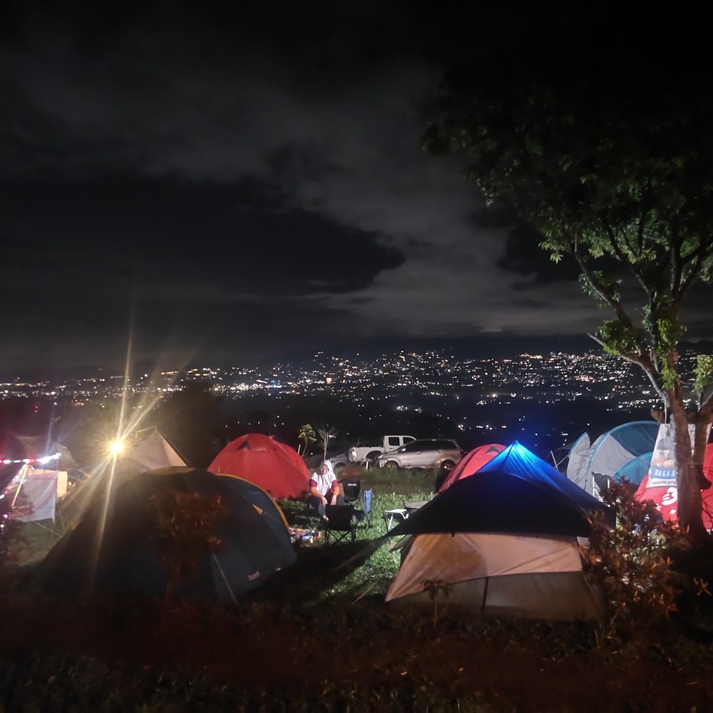 SARANG SEMUT CAMP