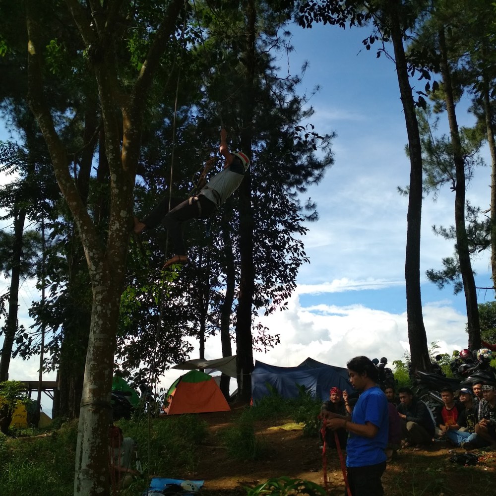 Wisata Alam Gn.Sereuh WAGURUH