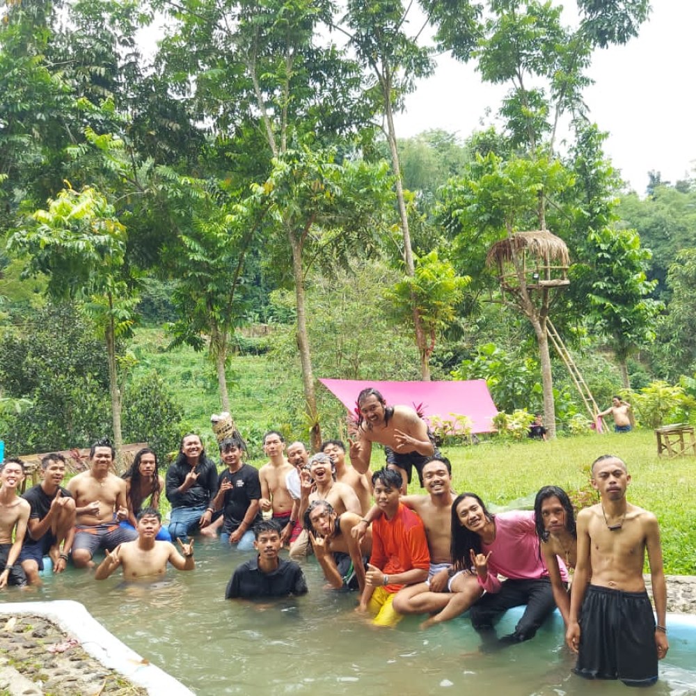 CAMP GROUND CURUG TONJONG