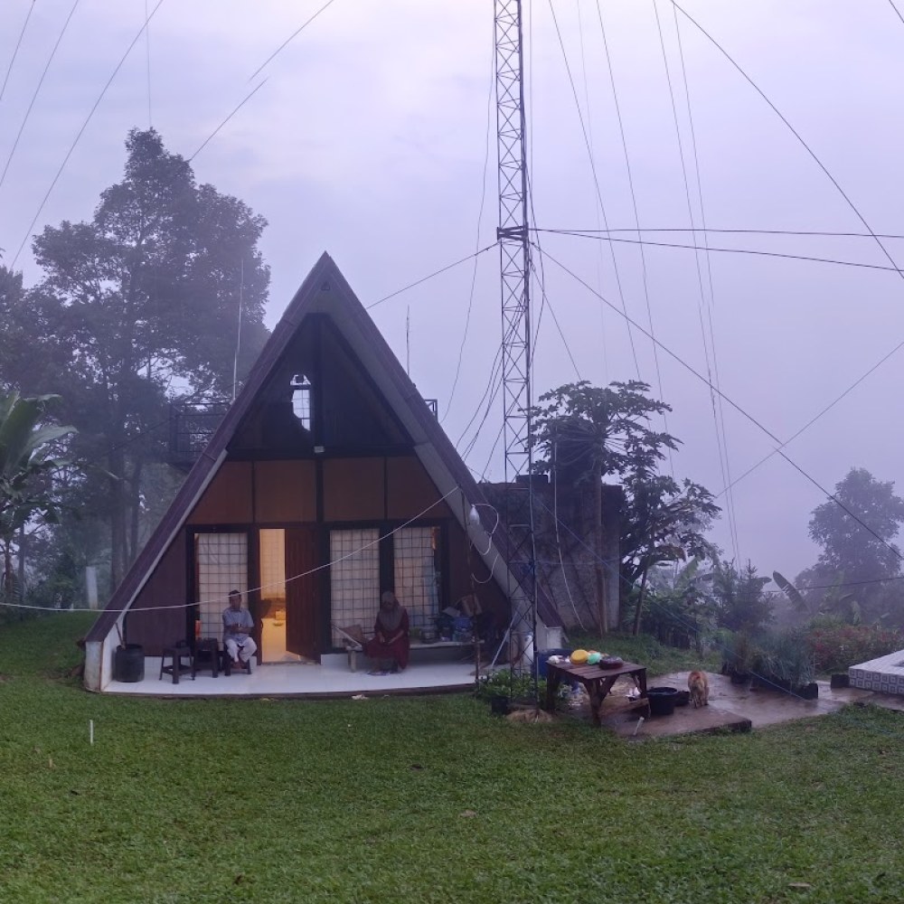 Pine & Lemongrass Camping Ground