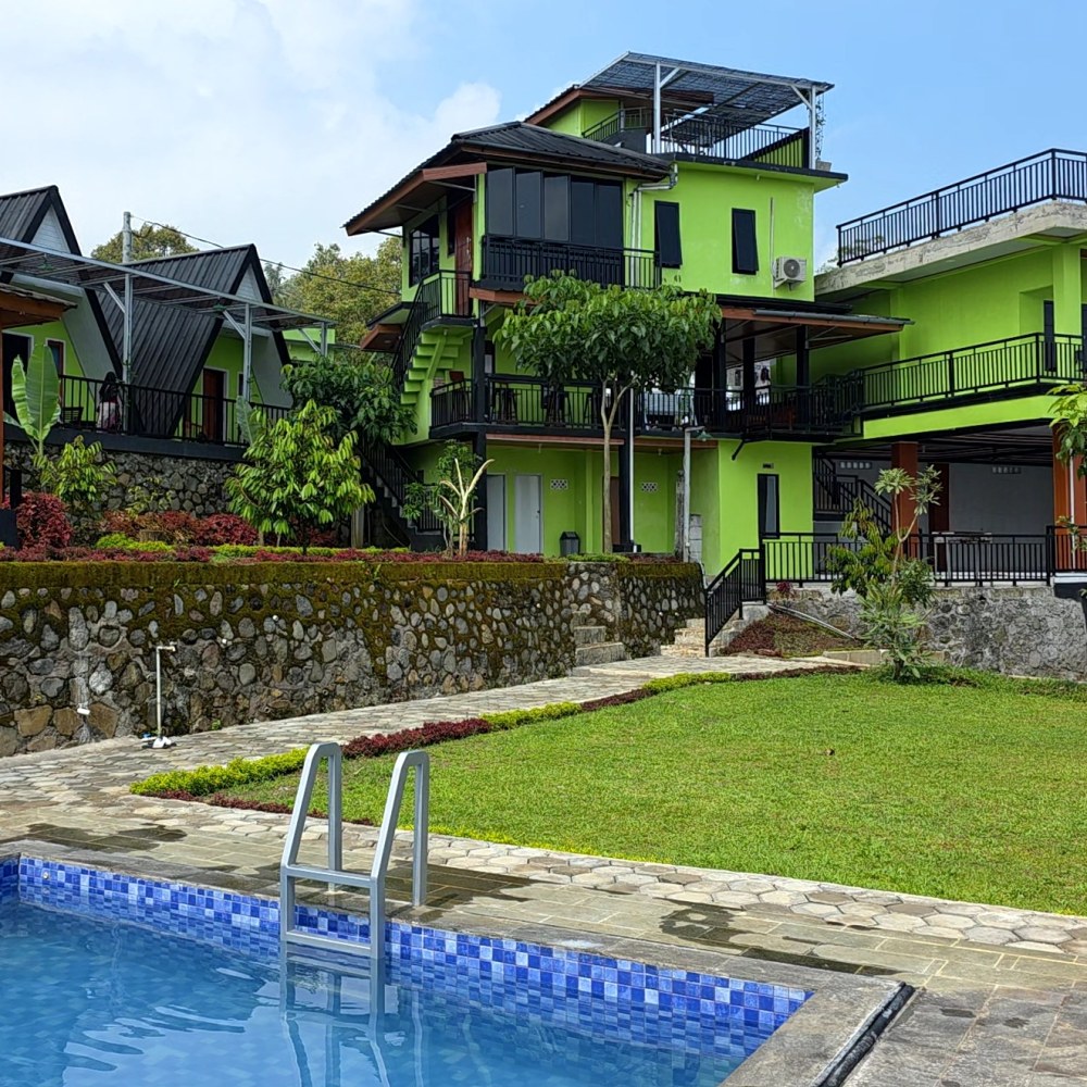 MERAH PUTIH GLAMPING & CAMPING GROUND