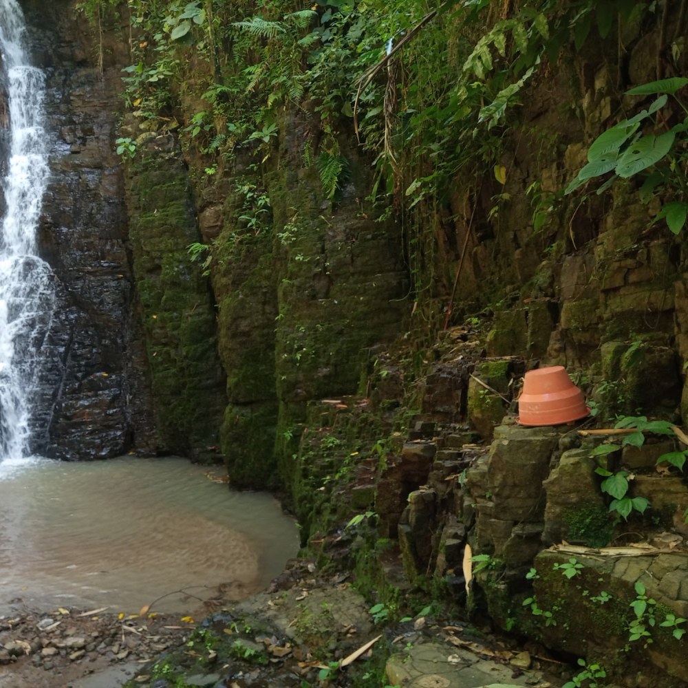 Curug CilangLubang