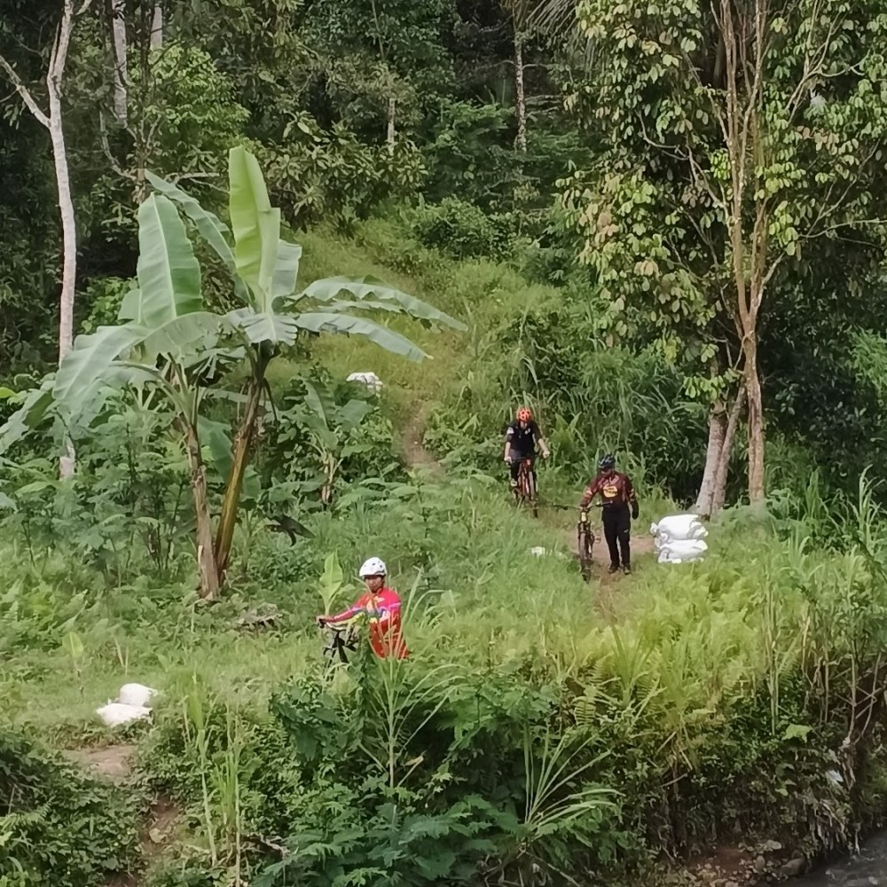 Curug Leuwi Kecapi