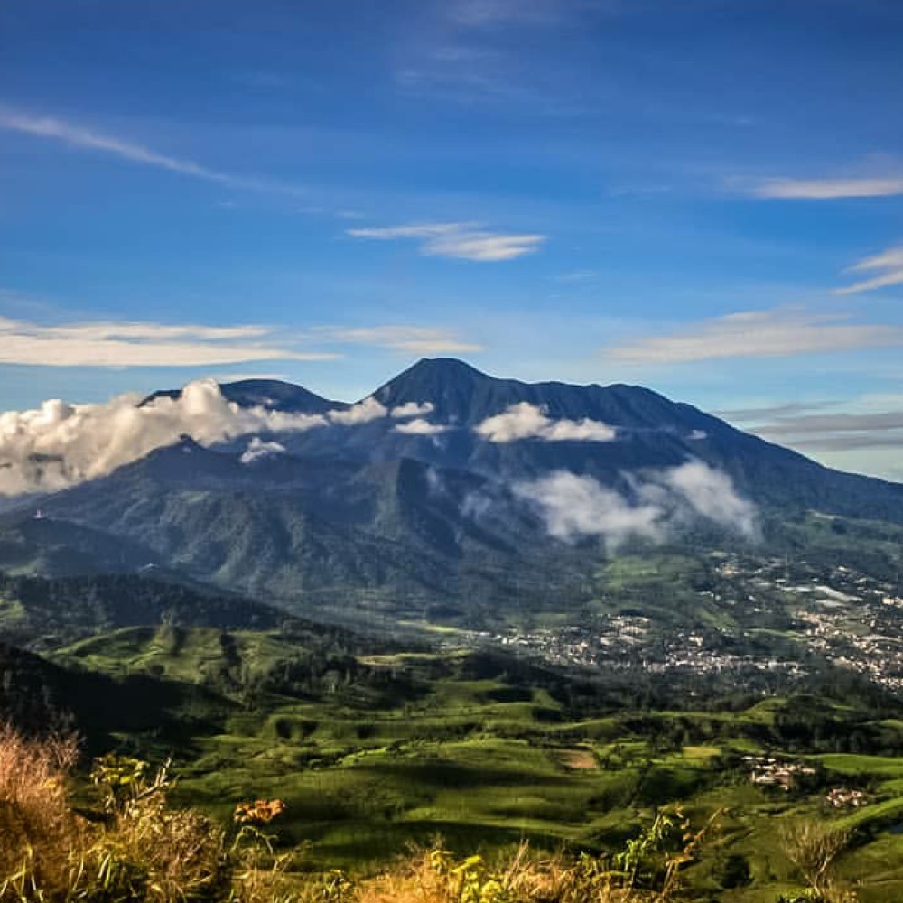 Gn. Kencana