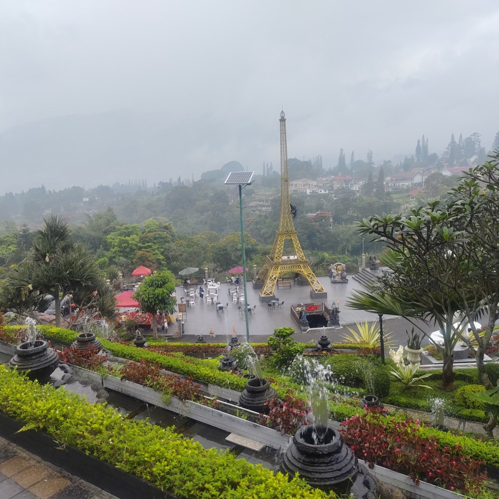 Hotel seruni