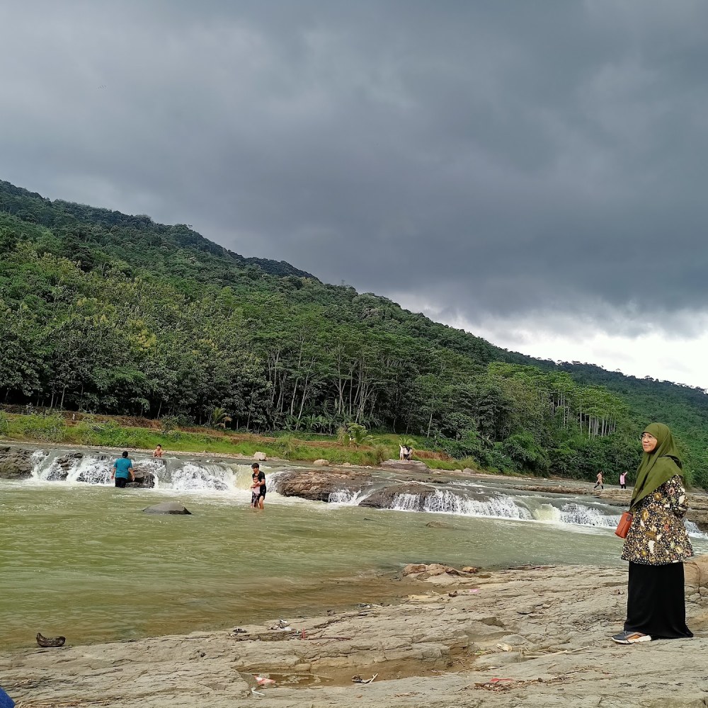 Pantai Doro Dayeuh Cipamingkis Jonggol