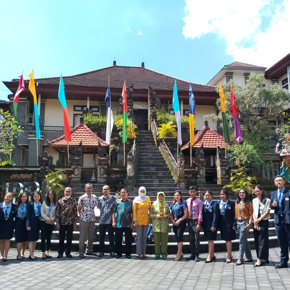 SMK Taman Wisata