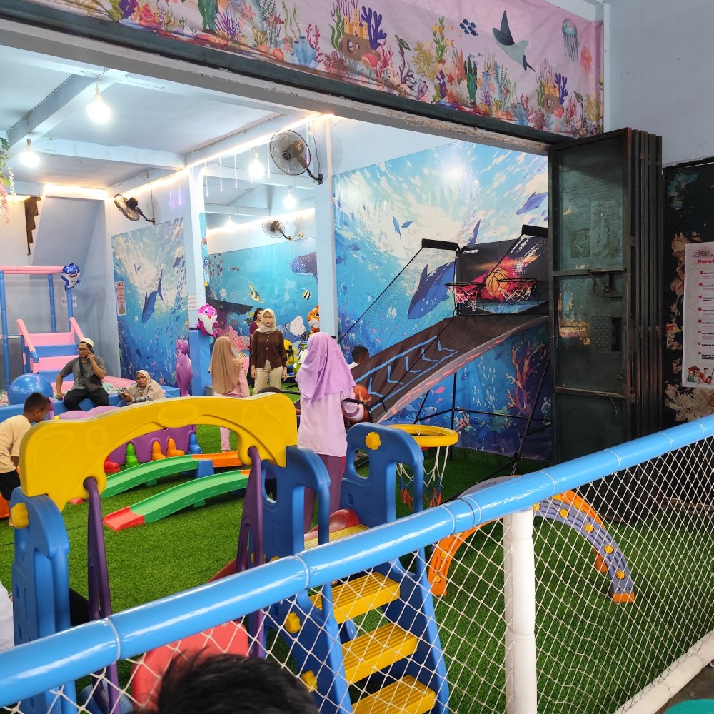 Playfundia Playground Parung