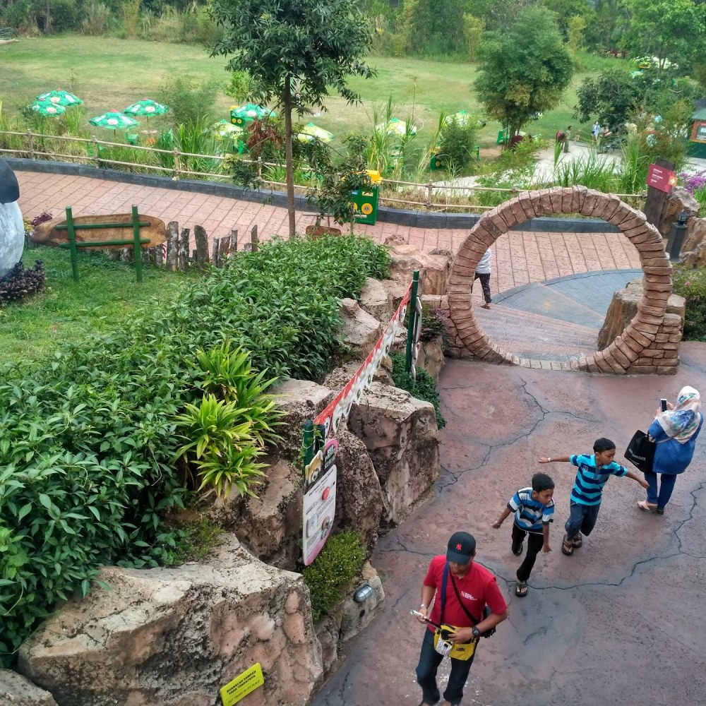 Istana Panda Indonesia Taman Safari Bogor