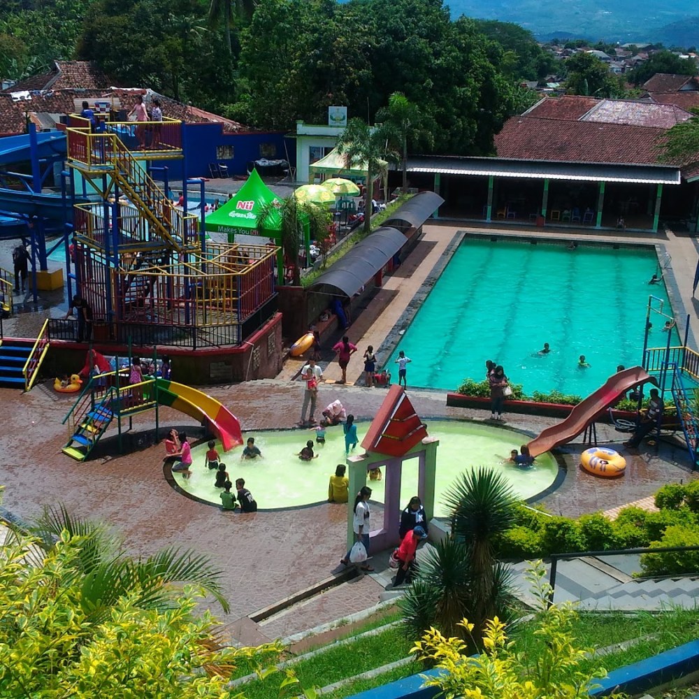 Kolam Renang Pasim Prana