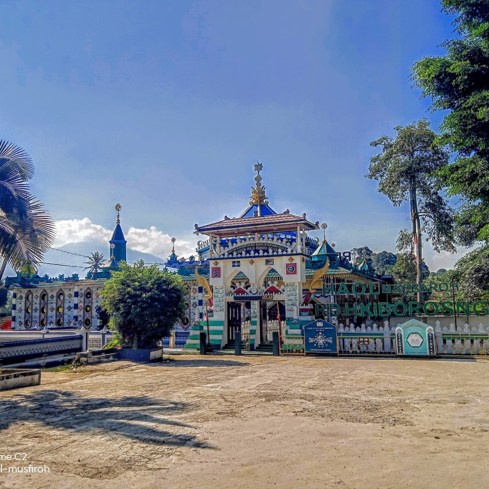 Makam Kramat Raden Borosngora
