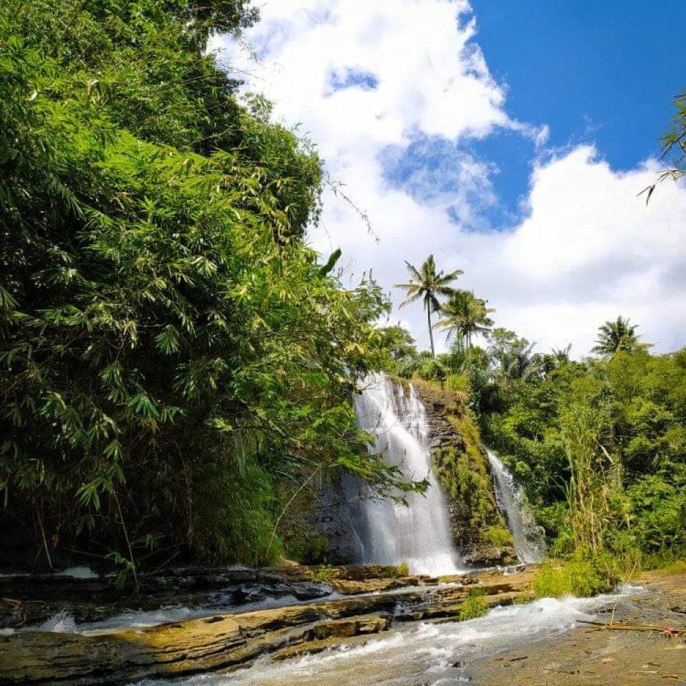 Wisata Alam Cicadas Park