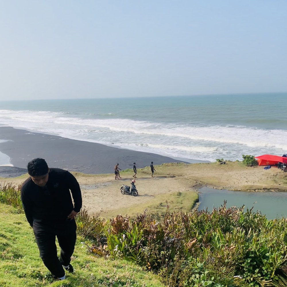 Pantai Pasir Besi