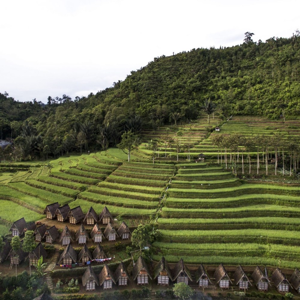 Kasepuhan Gelar Alam