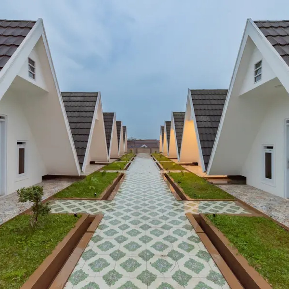 RedDoorz Syariah Plus Near Sukabumi Station