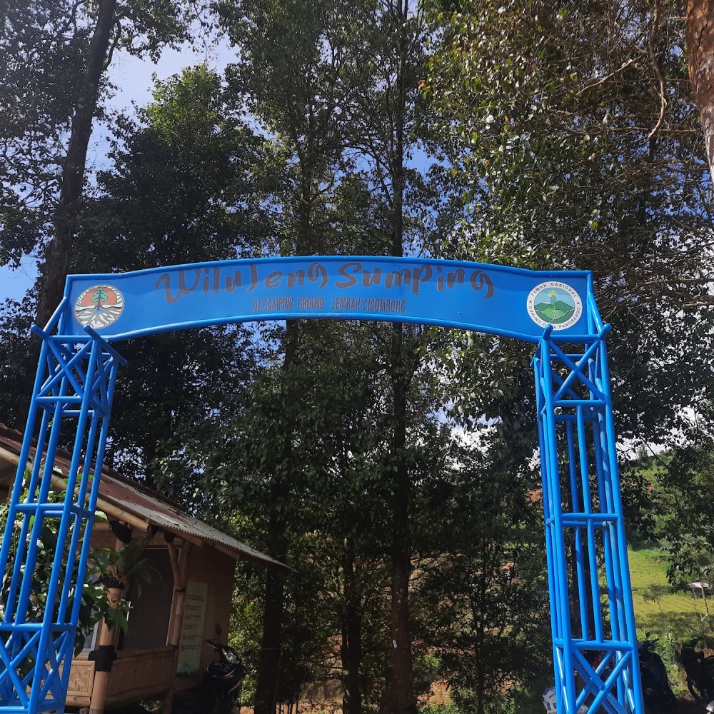 Camping Ground Lembah Cigombong