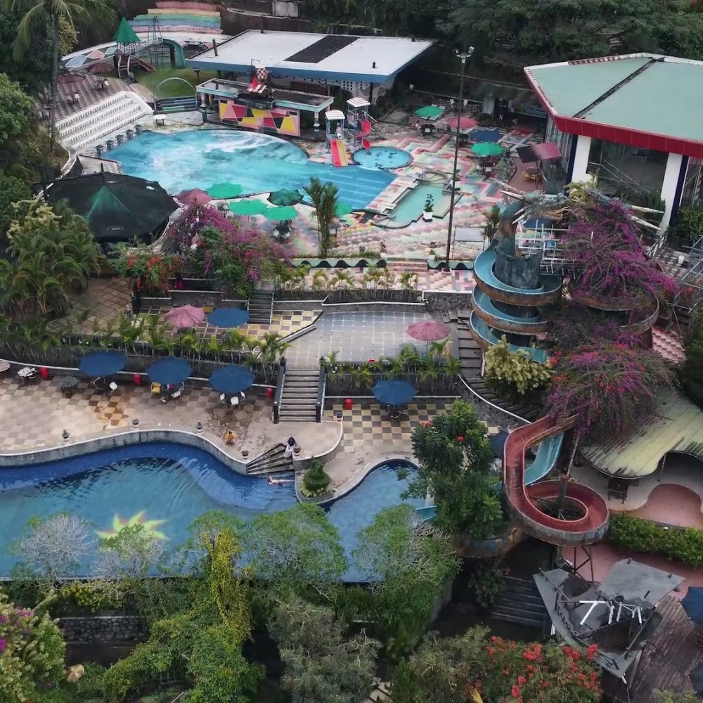 The Jhon's Aquatic Park & Resort