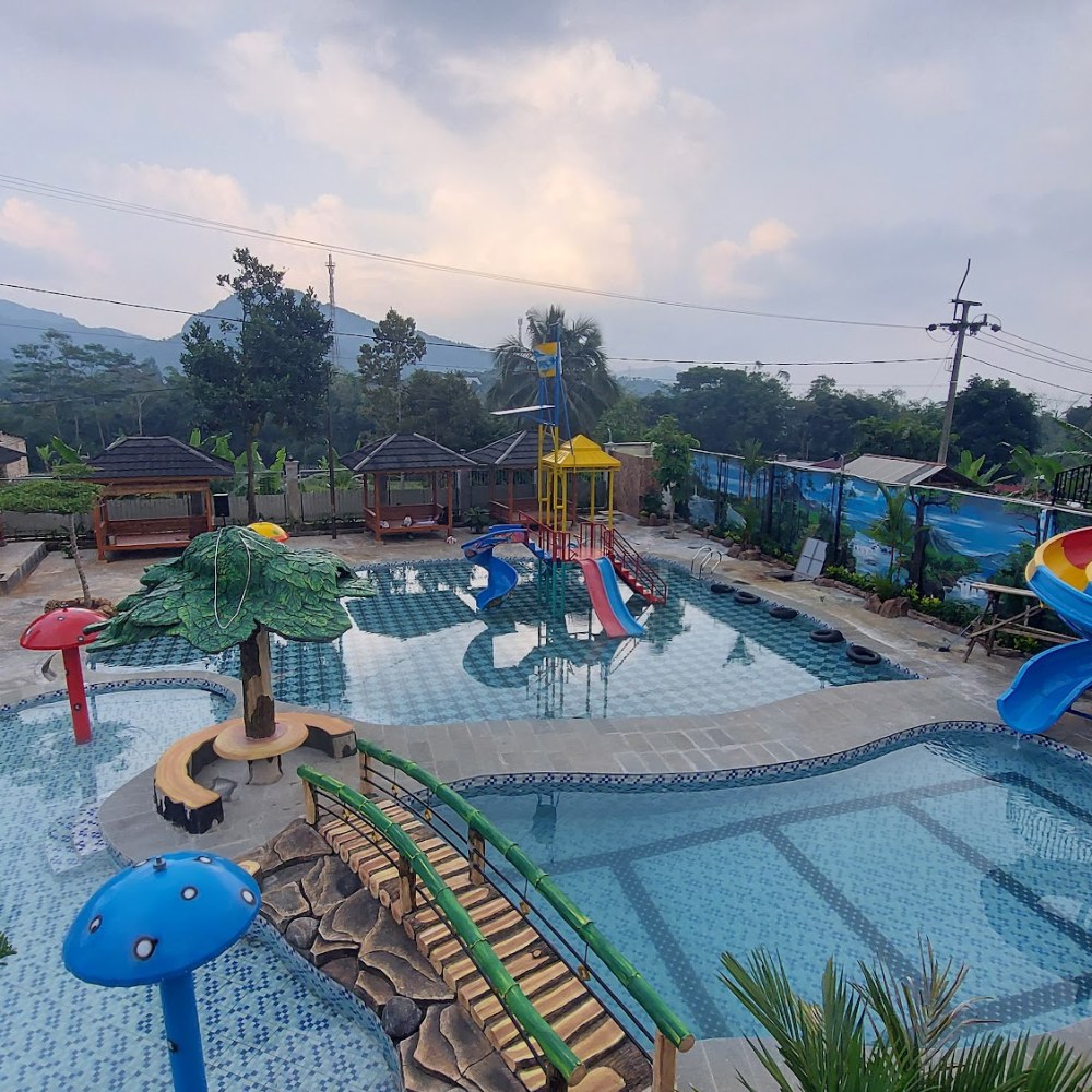 Arjuna Swimmingpool