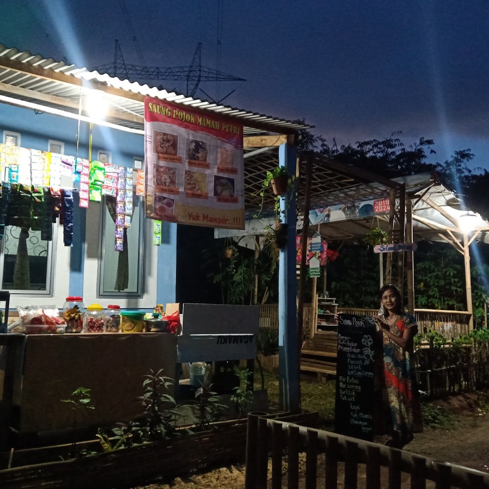 Warung Saung Pojok Mamah Putri