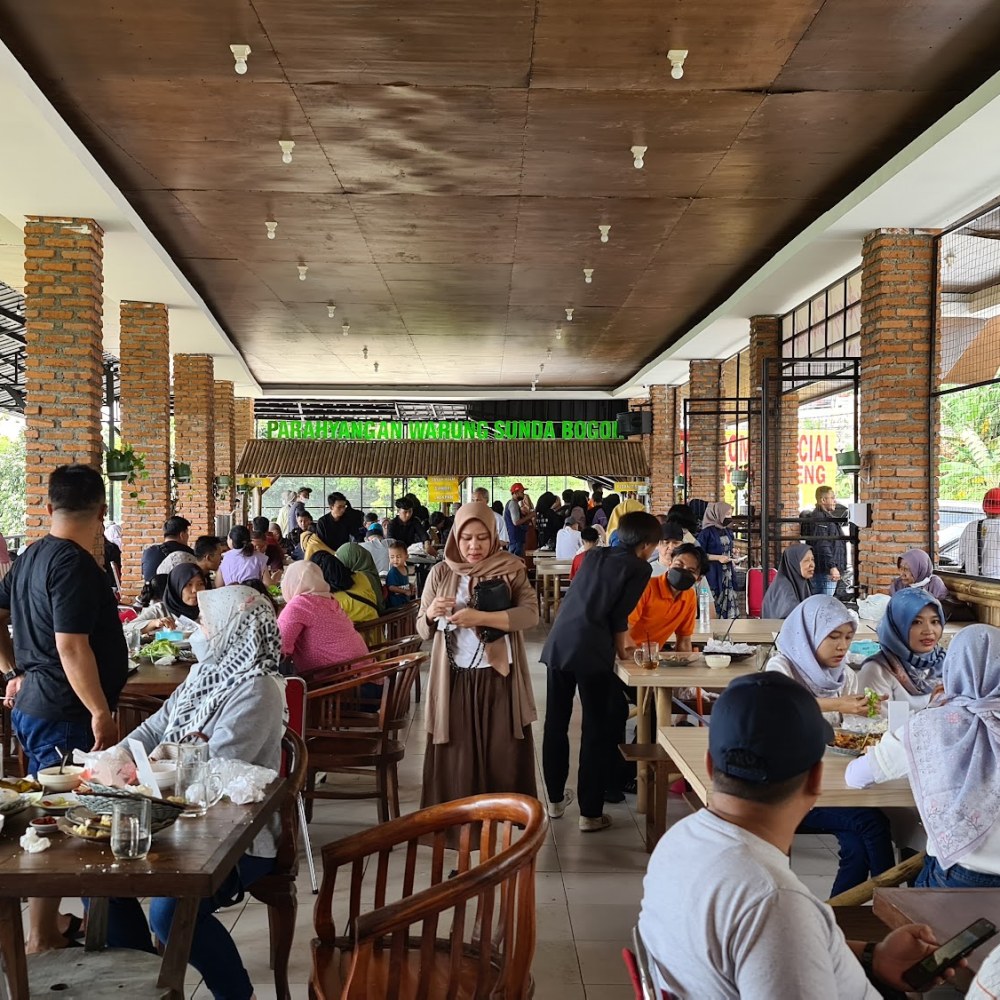 Parahyangan Hill Warung Khas Sunda Sentul Bogor