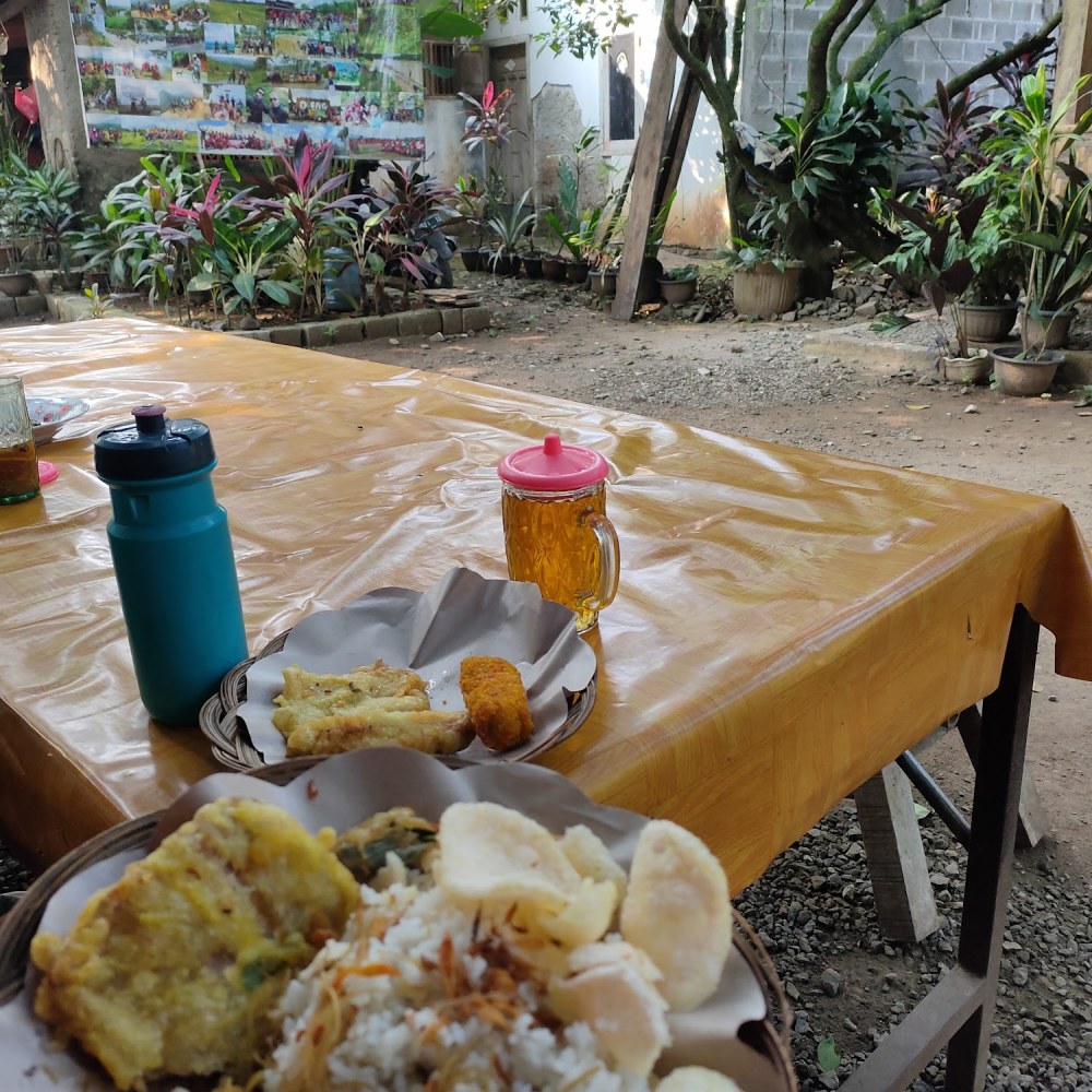 Nasi Uduk & Jahe Lemon Ibu Jumri