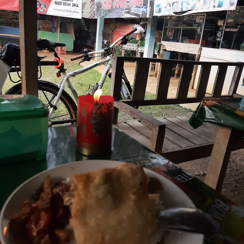 Warung Nasi Uduk Oma