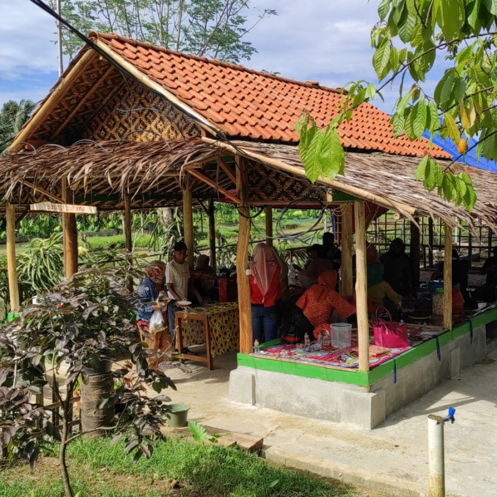 Penginapan dan Pemancingan Saung Rama Gobang